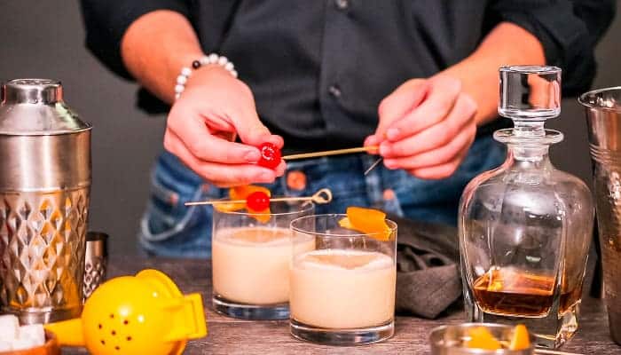 Leia mais sobre o artigo Whiskey Sour Receita Irresistivelmente Deliciosa e Saborosa! Faça agora!