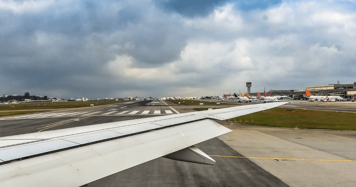 Curiosidades do Aeroporto de Congonhas - O Aeroporto de Congonhas Um Gigante Doméstico na Metrópole Pulsante - Tudo sobre o Aeroporto de Congonhas: sua história, estrutura, curiosidades e como chegar. Um guia completo para quem utiliza este importante hub aéreo de São Paulo!