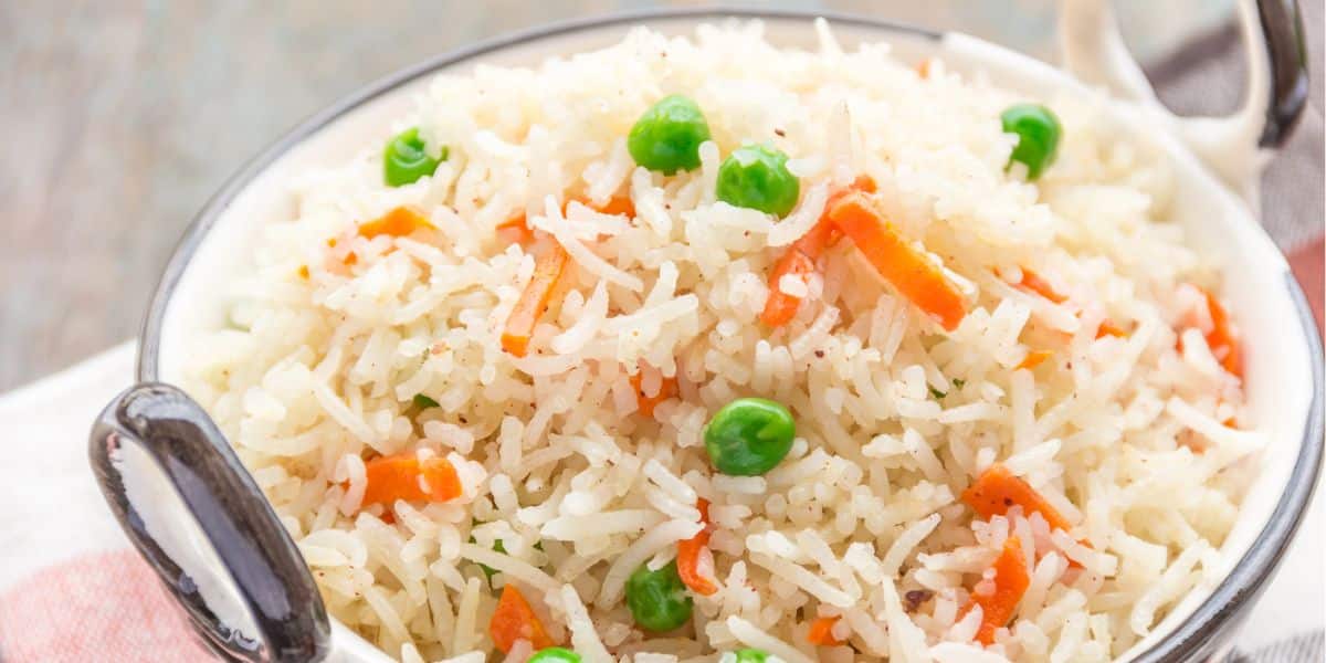 aprendi a receita do arroz a grega que e uma verdadeira delicia e toda familia vai amar